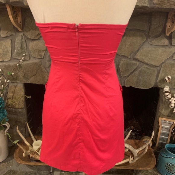 💕Dejavu hot pink party dress.💕 - Picture 3 of 7